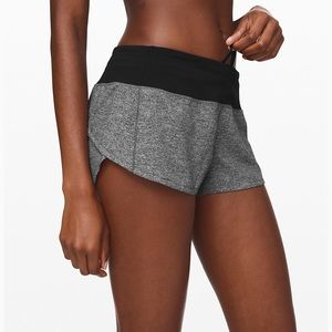 Lulu lemon speed up shorts practically new 2.5 "